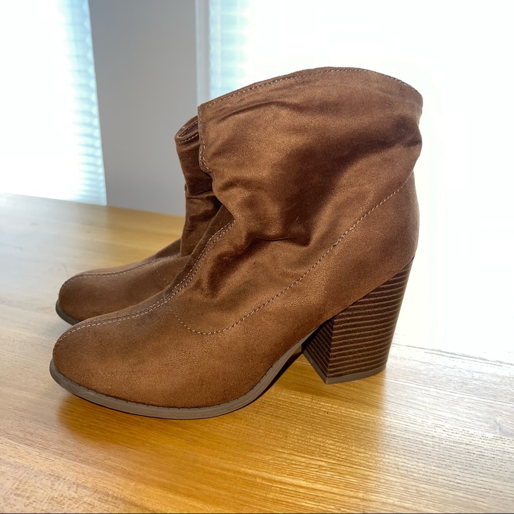 Indigo Rd. Brown Suede Ankle Booties “Obie” heeled boots women’s 7.5 like new - Picture 10 of 14
